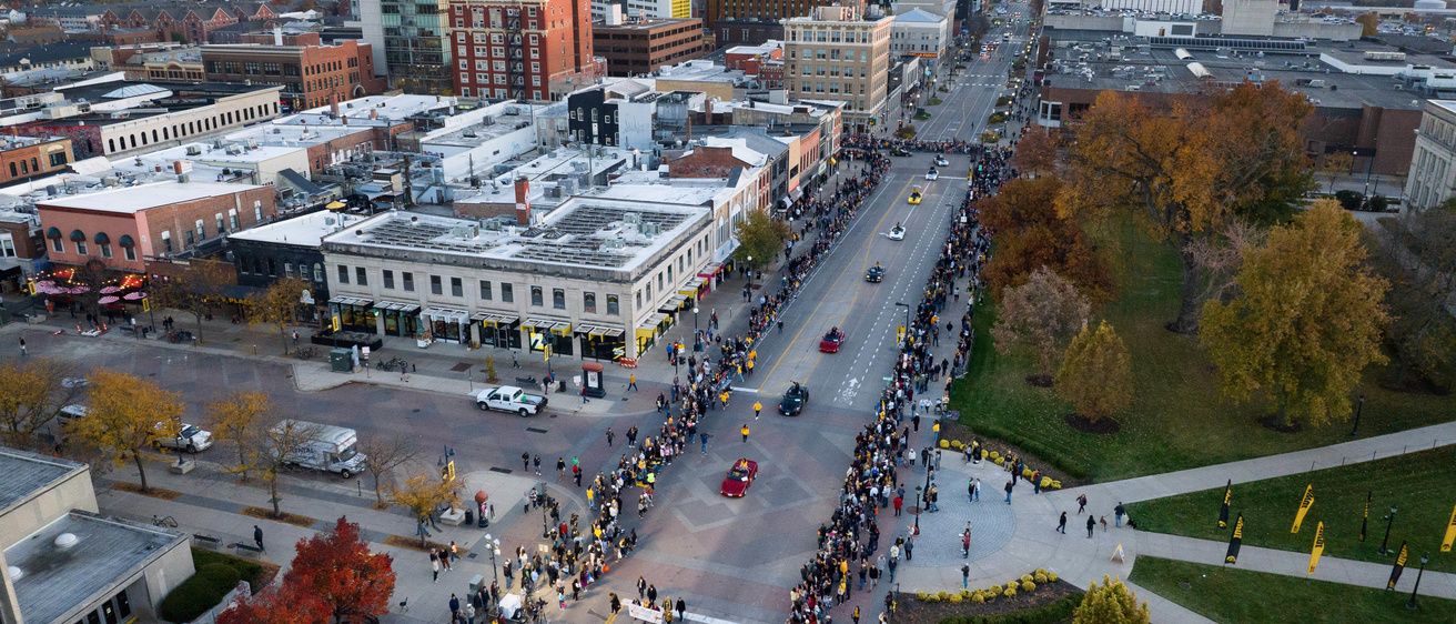 An aerial picture of the Downtown Iowa City area during the 2022 Homecoming Parade