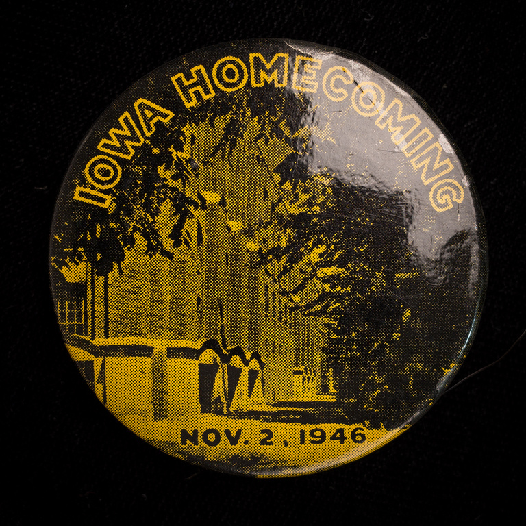 1946 Homecoming Button
