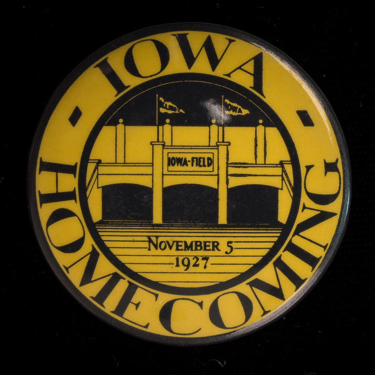 1927 Homecoming Button