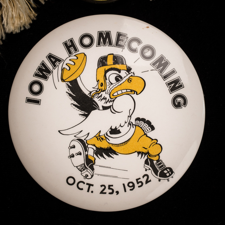 1952 Homecoming Button