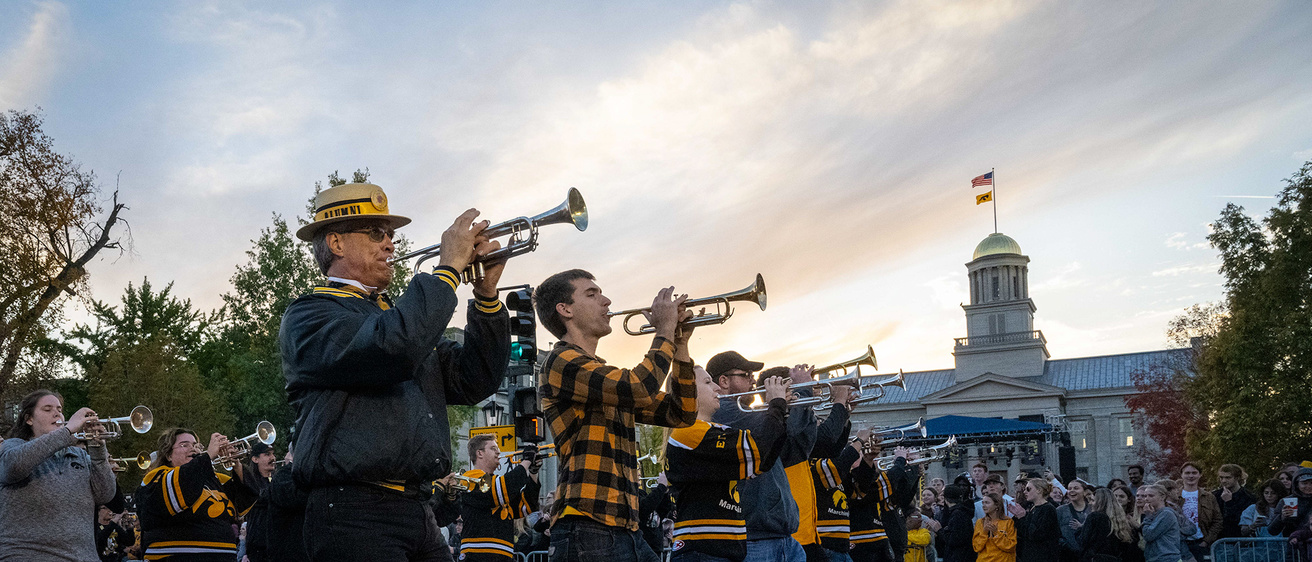 alumni band in front of old capitol 