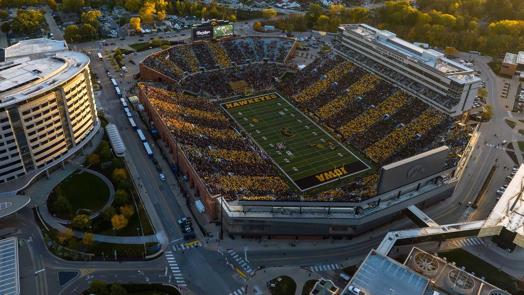 image of kinnick stadium